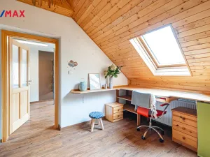 Prodej rodinného domu, Byšice, 5. května, 300 m2