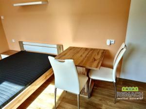 Pronájem bytu 1+kk, Kunovice, Husitská, 25 m2