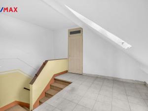 Prodej rodinného domu, Jaroměř - Jezbiny, Na Škvárovně, 218 m2