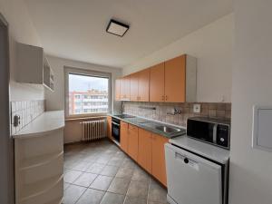 Pronájem bytu 4+1, Zlín, Družstevní, 74 m2