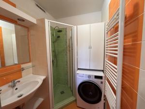 Pronájem bytu 4+1, Zlín, Družstevní, 74 m2
