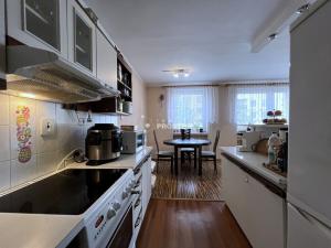 Prodej bytu 4+1, Čelákovice, Na Stráni, 81 m2