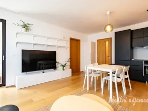 Pronájem bytu 2+kk, Praha - Dolní Chabry, Poštova, 51 m2