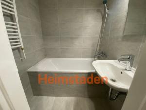 Pronájem bytu 3+kk, Ostrava - Poruba, Budovatelská, 76 m2