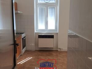 Prodej bytu 1+1, České Budějovice - České Budějovice 3, J. Plachty, 32 m2