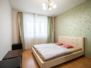 Pronájem bytu 2+kk, Praha - Háje, Jurkovičova, 37 m2