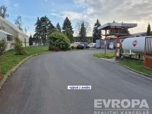 Prodej komerční nemovitosti, Kolín, Ovčárecká, 2741 m2