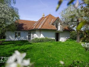 Prodej rodinného domu, Praha - Lipence, Na Bambouzku, 308 m2