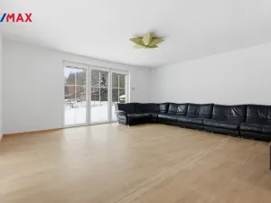 Prodej rodinného domu, Jenišov - Pod Rohem, K Rohu, 210 m2