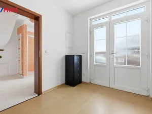 Prodej rodinného domu, Jenišov - Pod Rohem, K Rohu, 210 m2