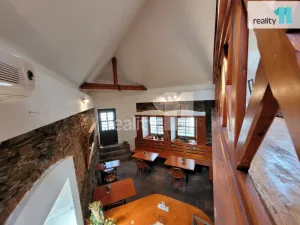 Pronájem obchodního prostoru, Kolín - Kolín III, Havelcova, 100 m2