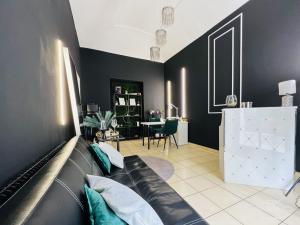 Pronájem komerční nemovitosti, Praha - Smíchov, Holečkova, 51 m2