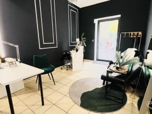 Pronájem komerční nemovitosti, Praha - Smíchov, Holečkova, 51 m2