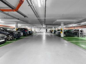 Pronájem bytu 2+kk, Praha - Holešovice, Sanderova, 51 m2