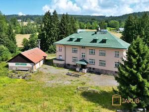 Prodej komerčního pozemku, Heřmánkovice, 40632 m2