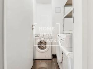 Prodej bytu 1+kk, Praha - Smíchov, Švédská, 45 m2