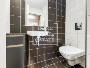 Prodej bytu 1+kk, Praha - Smíchov, Švédská, 45 m2