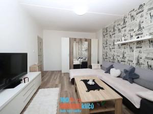 Prodej bytu 3+1, Chomutov, Zahradní, 60 m2