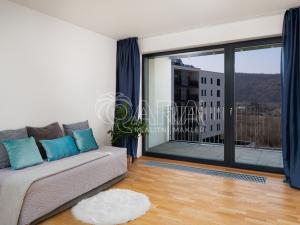 Pronájem bytu 2+kk, Praha - Modřany, Mezi vodami, 55 m2