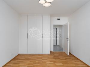 Pronájem bytu 2+kk, Praha - Modřany, Mezi vodami, 55 m2