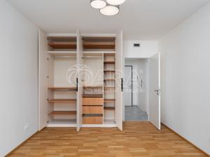 Pronájem bytu 2+kk, Praha - Modřany, Mezi vodami, 55 m2