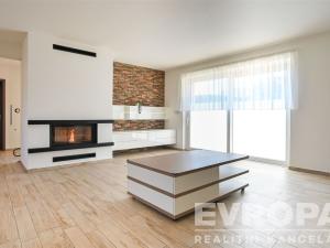 Prodej rodinného domu, Zichovec, 384 m2