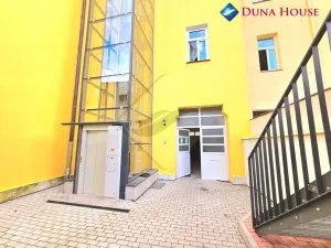 Pronájem bytu 1+1, Praha - Vyšehrad, Neklanova, 33 m2