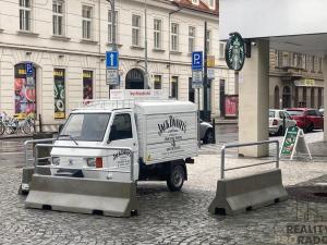 Pronájem restaurace, Praha - Karlín, Thámova, 4 m2