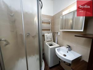 Pronájem bytu 2+1, Opava, Olomoucká, 57 m2