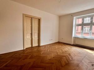Pronájem bytu 2+1, Český Těšín, Čapkova, 80 m2