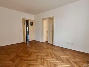 Pronájem bytu 2+1, Český Těšín, Čapkova, 80 m2