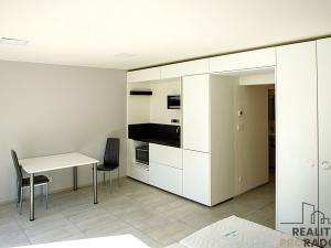 Pronájem bytu 1+kk, Brno - Židenice, Skorkovského, 38 m2