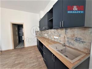 Pronájem bytu 2+1, Lomnice nad Popelkou, Komenského, 90 m2