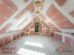 Prodej rodinného domu, Ostrov u Macochy, 155 m2