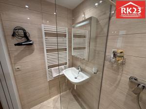 Prodej bytu 3+kk, Mariánské Lázně, Masarykova, 77 m2
