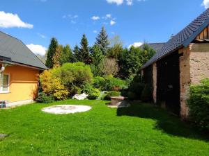 Prodej chalupy, Divišov - Radonice, 103 m2