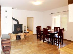 Prodej chalupy, Divišov - Radonice, 103 m2