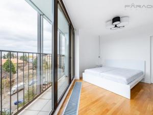 Pronájem bytu 2+kk, Praha - Žižkov, Malešická, 98 m2