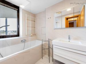 Pronájem bytu 2+kk, Praha - Žižkov, Malešická, 98 m2