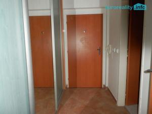 Pronájem bytu 2+kk, Praha - Záběhlice, Ginzova, 39 m2