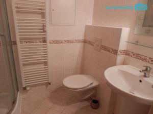 Pronájem bytu 2+kk, Praha - Záběhlice, Ginzova, 39 m2