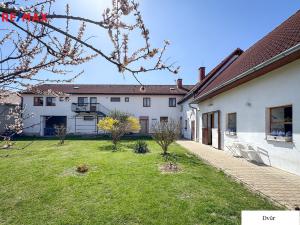 Prodej rodinného domu, Zvěrkovice, 372 m2