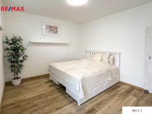 Prodej rodinného domu, Zvěrkovice, 372 m2