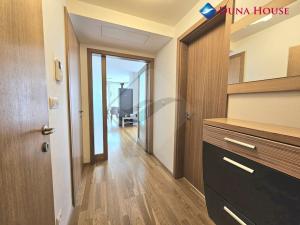 Pronájem bytu 1+kk, Praha - Žižkov, Ke kapslovně, 64 m2