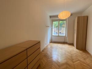 Pronájem bytu 2+kk, Praha - Bubeneč, Rooseveltova, 59 m2