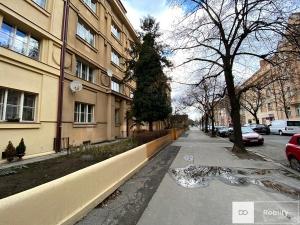 Pronájem bytu 2+kk, Praha - Bubeneč, Rooseveltova, 59 m2