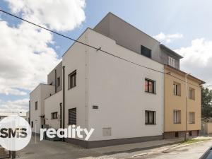Prodej bytu 3+kk, Opava, Anenská, 82 m2