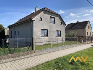 Prodej rodinného domu, Dobřenice, 120 m2