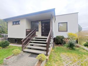 Prodej rodinného domu, Karlovy Vary - Tašovice, Benátská, 300 m2