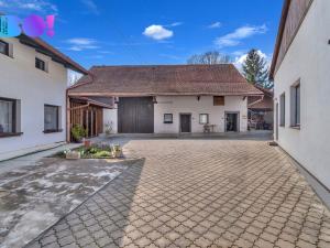 Prodej rodinného domu, Chroustovice - Mentour, 370 m2